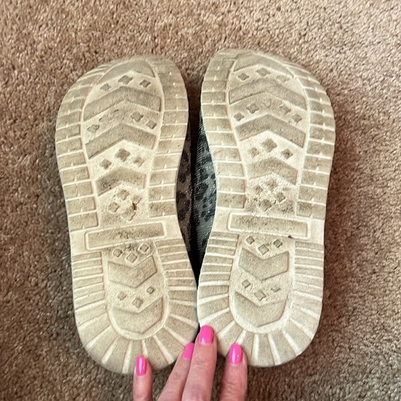Gypsy Jazz Leopard Slip Ons - Picture 7 of 7